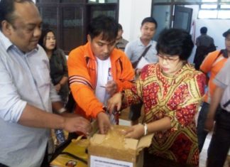 Jelang Pilgub Sulbar, KPU Mamasa Mulai Sortir Surat Suara