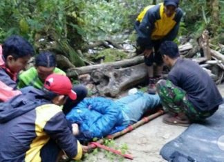Gunung Gandang Dewata ‘Telan Korban’, Pendaki dari Bandung Dievakuasi