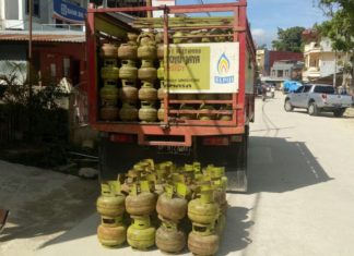 Warga Mamasa Keluhkan Harga Tabung Gas LPG 3 KG yang Dinilai Mahal dan Langka