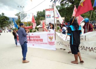 Peringatan HUT Mamasa Diwarnai Unjuk Rasa Mahasiswa