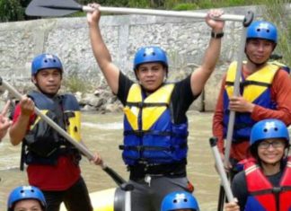 Pacu Adrenalin di Sungai Mamasa, Arung Jeram di Sini