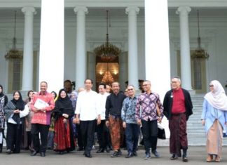Pelaku Industri Fesyen Muslim Indonesia Bertemu Jokowi