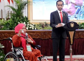 Cerita Haru Seorang Penerima KIS di Depan Presiden