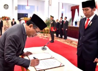 Presiden Lantik Yahya Cholil Staquf Jadi Anggota Wantimpres
