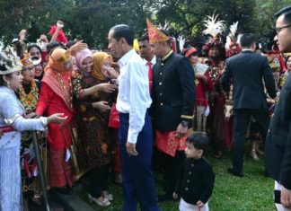Kemeriahan HUT ke-73 Republik Indonesia di Istana Merdeka