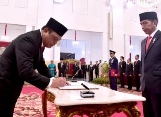 Presiden Lantik Syafruddin sebagai Menteri Pendayagunaan Aparatur Negara dan Reformasi Birokrasi