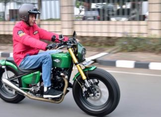 Naik Motor, Presiden Jokowi Blusukan ke Pasar Anyar di Tangerang