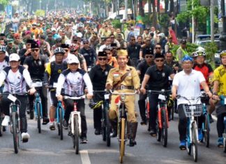 Presiden Hadiri Peringatan Hari Pahlawan di Bandung