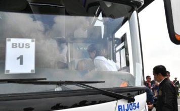 Naik Bus, Presiden Jajal Tol Trans Jawa