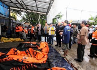 Menteri Basuki: Fokus Evakuasi Korban serta Pembersihan Sampah dan Puing