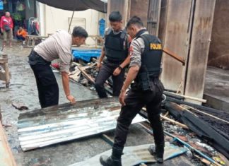 Anggaran Rp200 Juta Bangun Kembali 24 Gardu di Pasar Mambi yang Terbakar