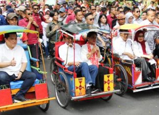 Jusuf Kalla Dampingi Jokowi Kampanye di Makassar