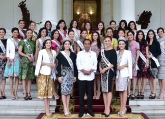 Presiden Joko Widodo Terima Finalis Puteri Indonesia 2019 di Istana Bogor