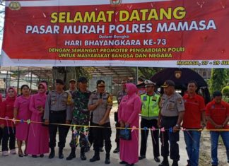 Perayaan HUT Bhayangkara ke-73, Polres Mamasa Gelar Pasar Murah