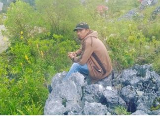 Mimpi dan Cita-cita Seorang Pemuda Desa Lewat Tulisan Puisi