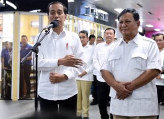 DUA PIDATO SATU TUJUAN