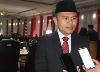 Pengadaan Pin Emas di DPRD Mamasa Telan Anggaran Rp240 Juta