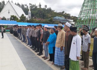 Minggu Petang hingga Malam, Puncak Natal Oikumene di Lapangan Mamasa