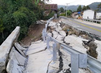 Jalan Nasional Tahap Baru di Titik Sindagamanik Ambruk
