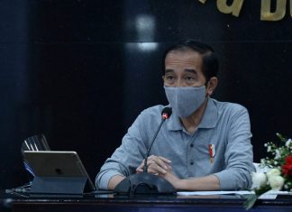 Di Bandung, Presiden Tekankan Tetap Pakai Masker
