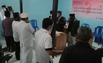 Panwaslu Kecamatan Lariang Lantik Pengawas TPS Desa
