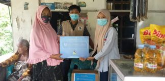 Penggerak Jaringan Gusdurian Polman Bagikan 80 Paket Sembako