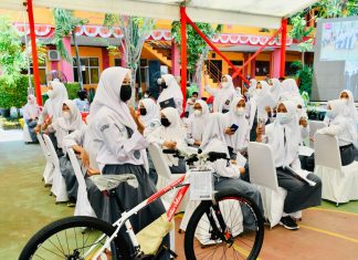 Vaksinasi dan Sepeda, di Banten