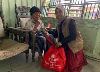 Dewi, Relawan Tangguh dari YPP SCTV