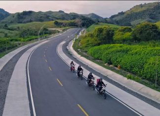 Ekspedisi Indonesia Baru: 400 Hari Keliling Indonesia