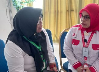 Tarikan Kuas Seniman Mamuju, Permak Indah Dinding Puskesmas Tabulahan