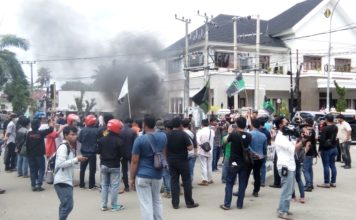 Demo Turunan HMI, Tanda Tak Puas