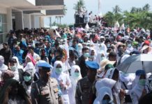 Demo di DPRD Sulbar, Perawat Tolak Gaji Murah untuk Perawat