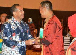 Antara Riuh dan Rindu, Malam Lepas Sambut Danrem 142