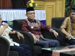 Arifin HP Hebohkan Mimbar Ramadhan