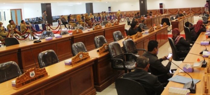kursi dewan
