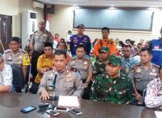 Bantu Korban Banjir, AIPDA Norman Jadi Korban dan Dirujuk ke Makassar