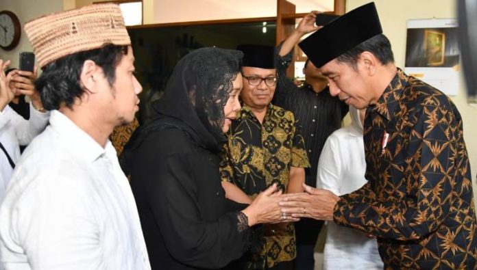 Melayat 1