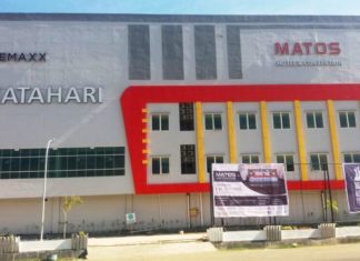Dua Raksasa Kembar di Pantai Barat Mamuju