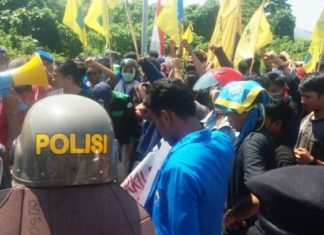 HUT ke-14 Sulbar: Demo PMII, Dewan ‘Malas’, dan Pejuang Sulbar ‘Marah’