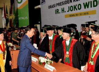 Hari Kedua Kunker Sumut, Presiden Orasi Ilmiah di USU