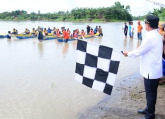 Lomba Perahu Kulu Belang, Aras Tammauni Memulainya