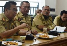 Jajaran Sekretariat DPRD Sulbar Gelar Rapat Evaluasi dan Koordinasi
