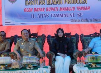 ‘The Godfather’ Bersama Dua Putra-Putri ‘Mahkota’ Hadir Dalam Seremoni di Mateng