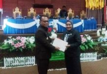 DPRD Mamuju Terima LKPj Kabupaten Mamuju Tahun 2018