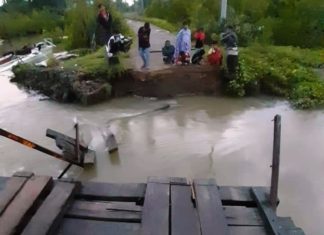 Sebuah Jembatan di Mateng Putus, Aktivitas Warga Desa Tumbu Lumpuh Total