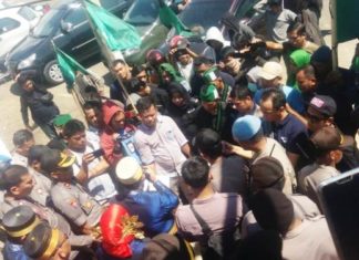 Lama Tak Demo, Kali Ini Turun Bawa Agenda GTT dan PTT