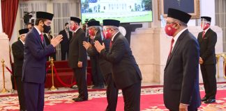 Presiden Jokowi Lantik 20 Duta Besar RI untuk Negara Sahabat