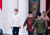 Amien Rais Bersama Rombongan ke Istana Negara