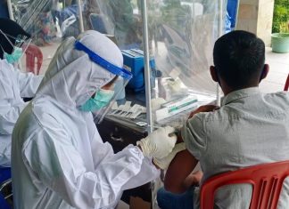Tenaga Pendidik Desa Kombiling dan Polo Lereng Divaksin