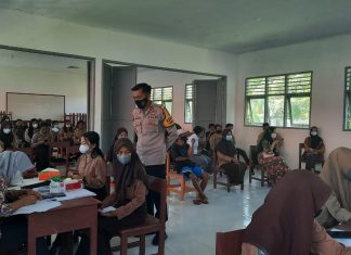 Kapolsek Tobadak Tinjau Vaksinasi Para Pelajar